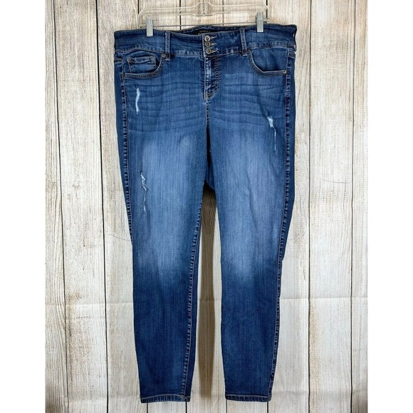 Torrid Premium Womens Bombshell Jeans Blue Distressed Stretchy Plus Size 22R - Picture 1 of 12